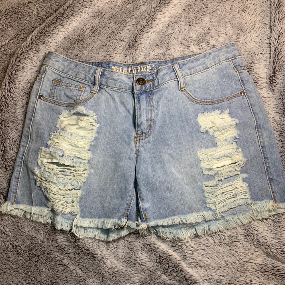 Super distressed light wash shorts